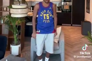 14中1仅得5分太弱了！美媒调侃这就是今晚的贾马尔-穆雷😅